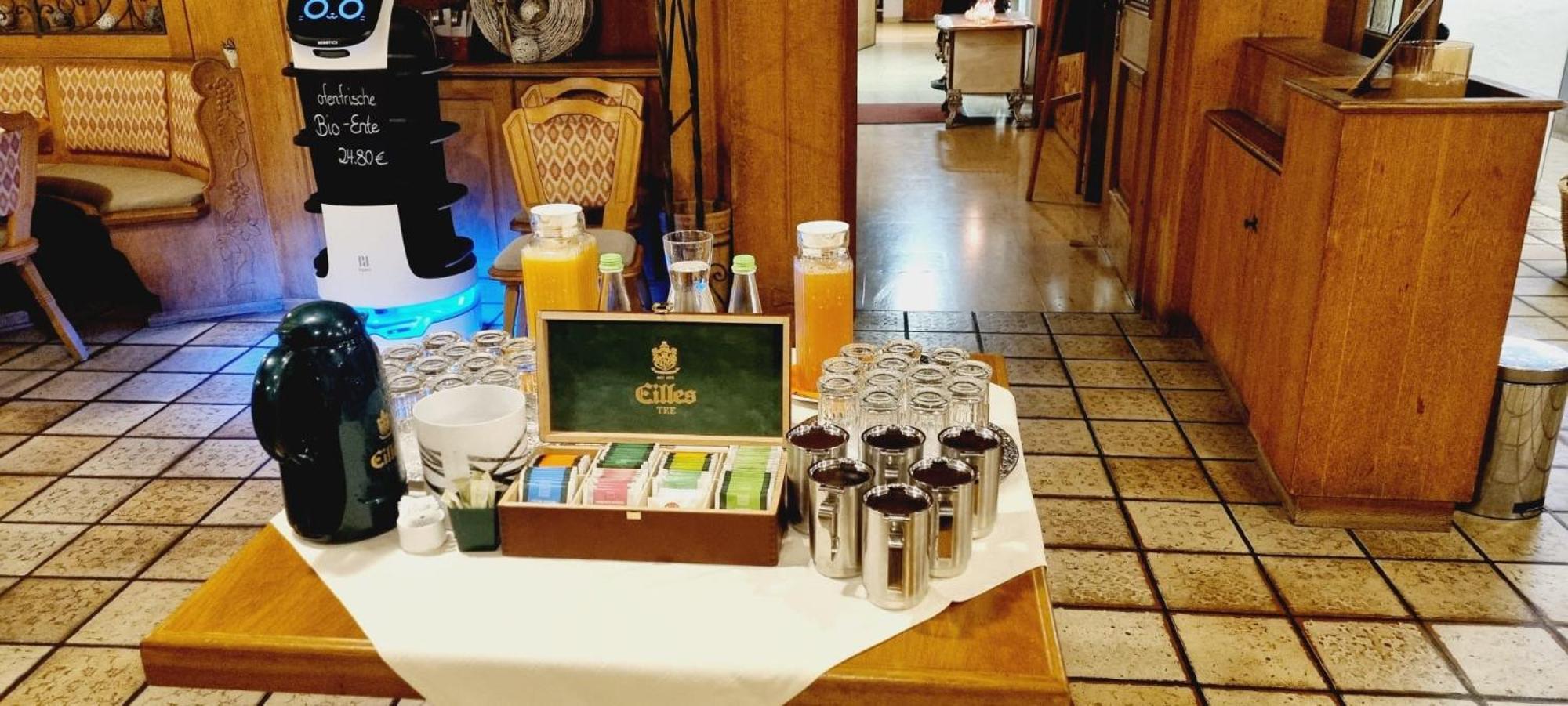 Hotel Schwarzes Ross Шварцах на Майн Екстериор снимка